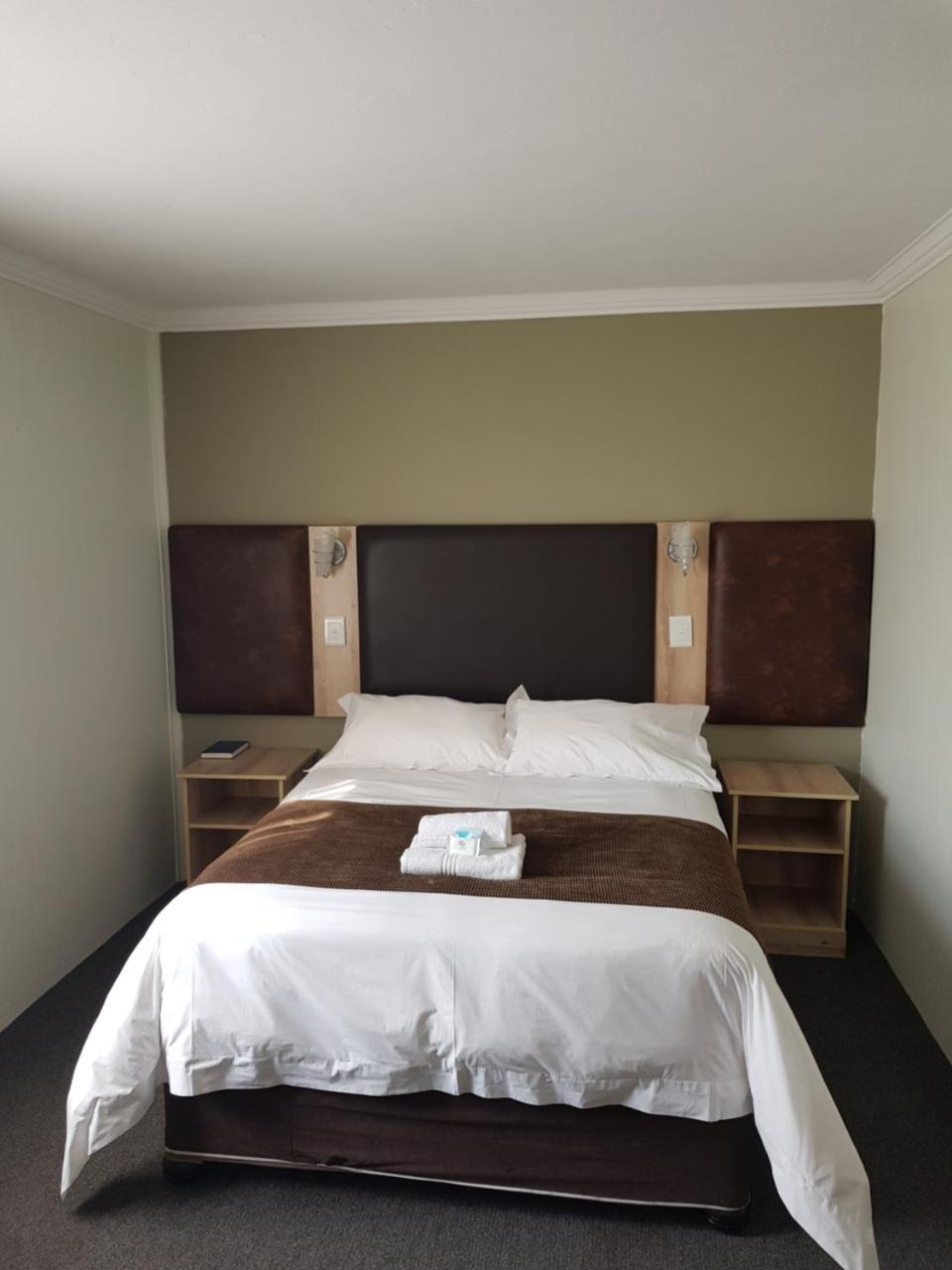 Be My Guest Hotel Conference Sasolburg エクステリア 写真